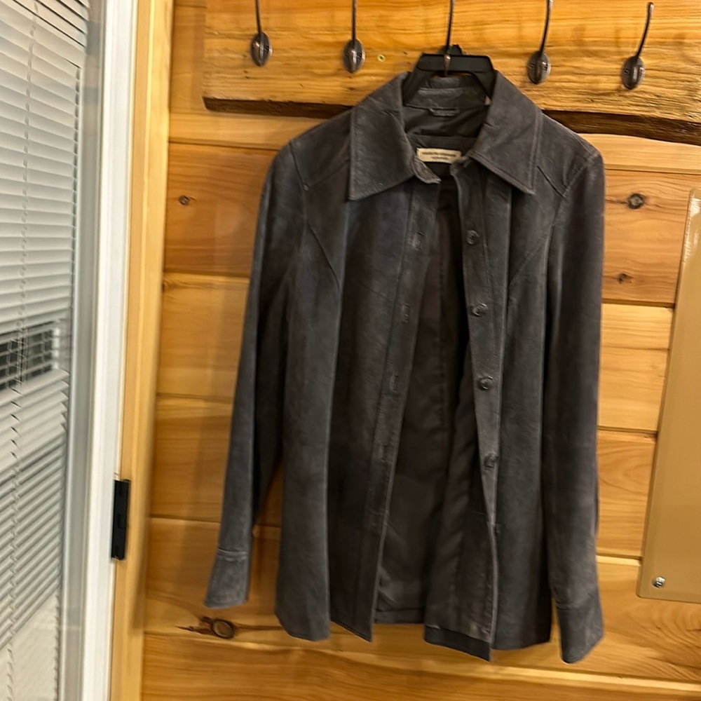 Vintage 100% Suede  leather jacket.  Woman’s medium.